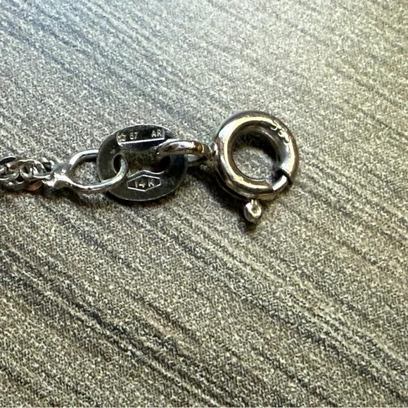 Diamonds in Rhythm 1/2 ct tw Necklace 14k
White Gold - Picture 7 of 8